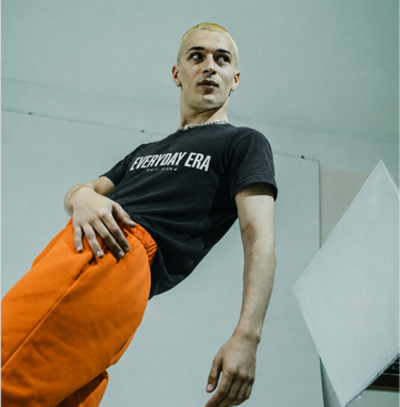 Essential Tee — Onyx